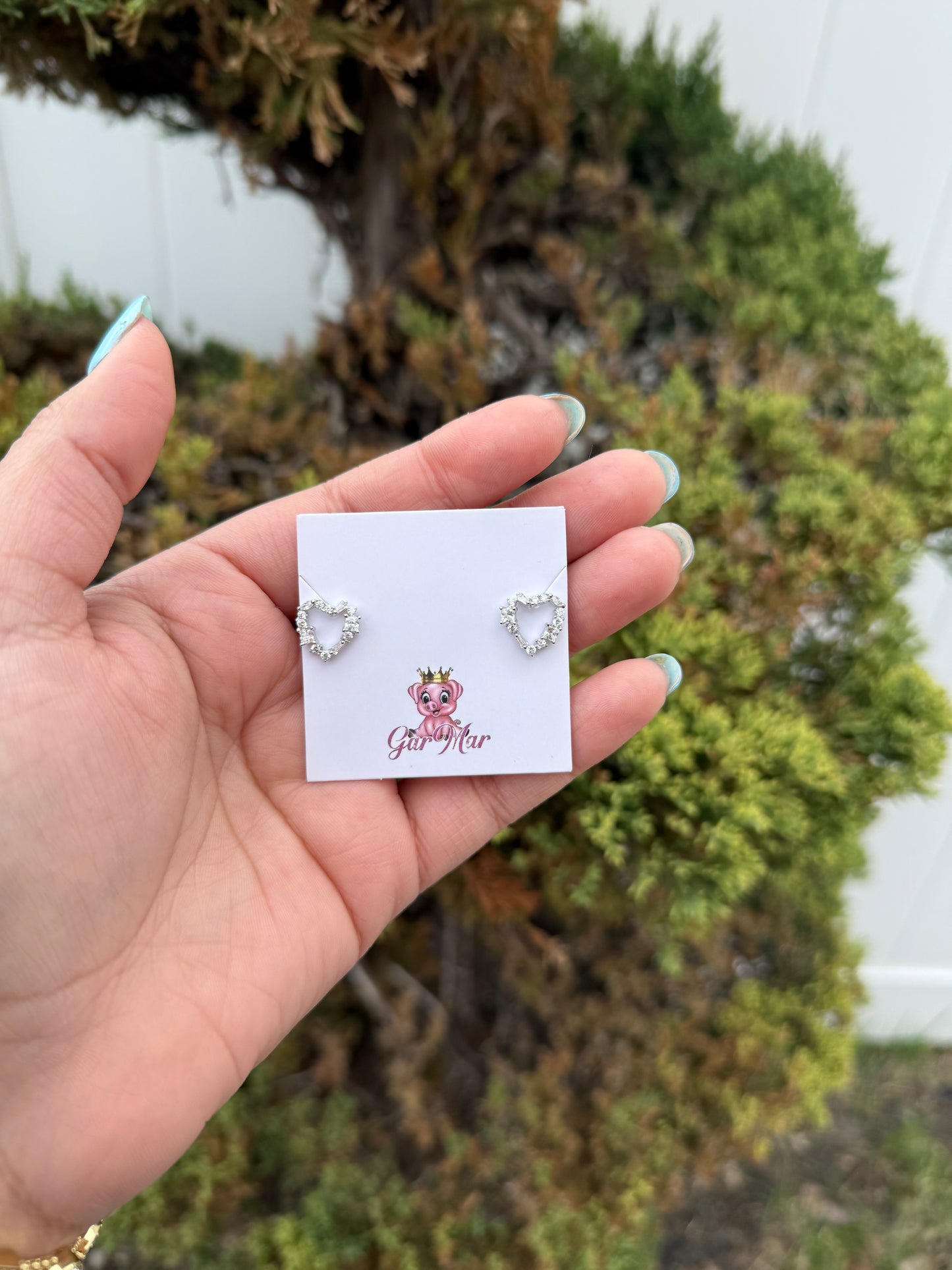 925 Silver Sparkling Heart Studs