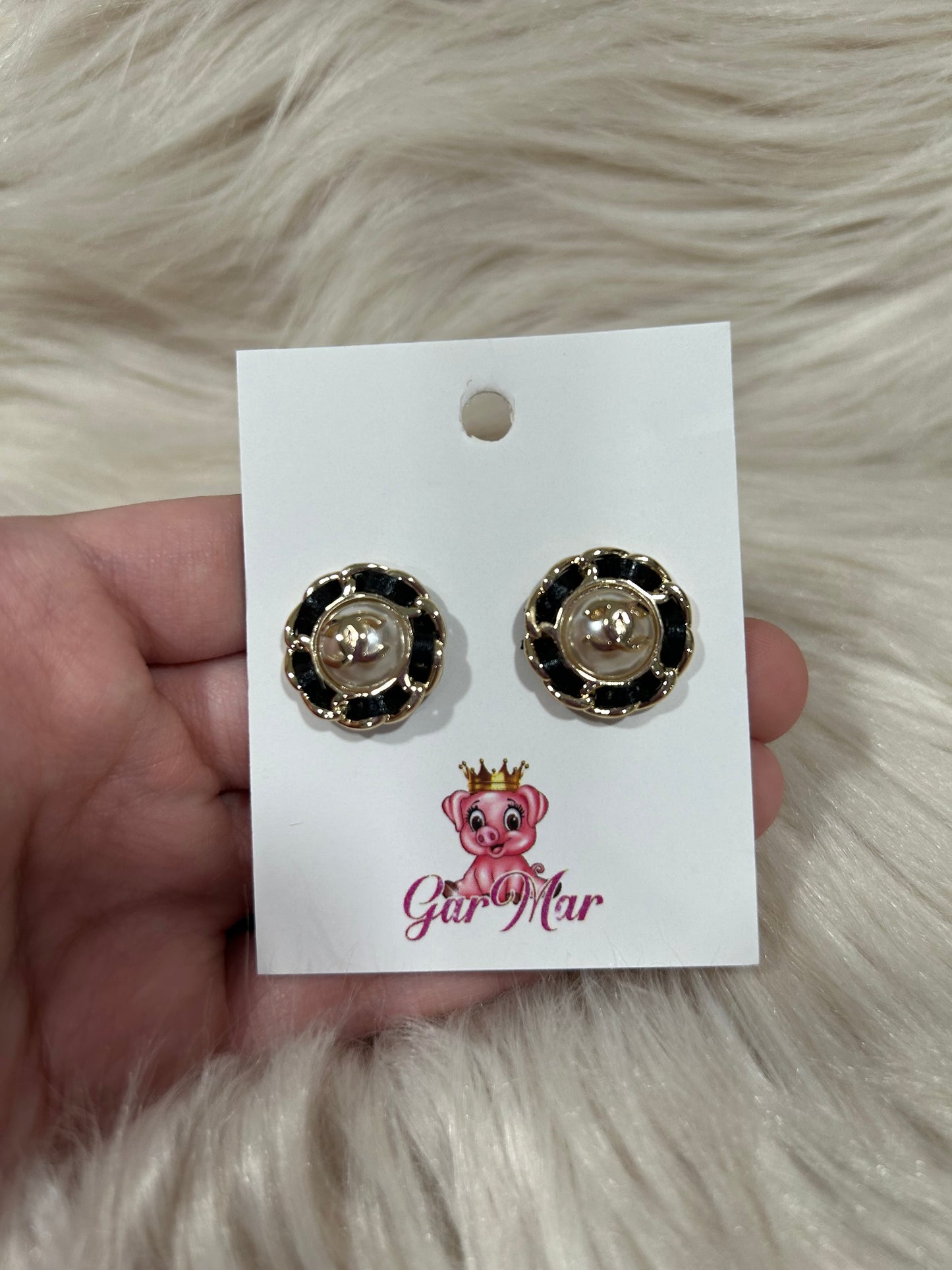 Black Pearl Studs