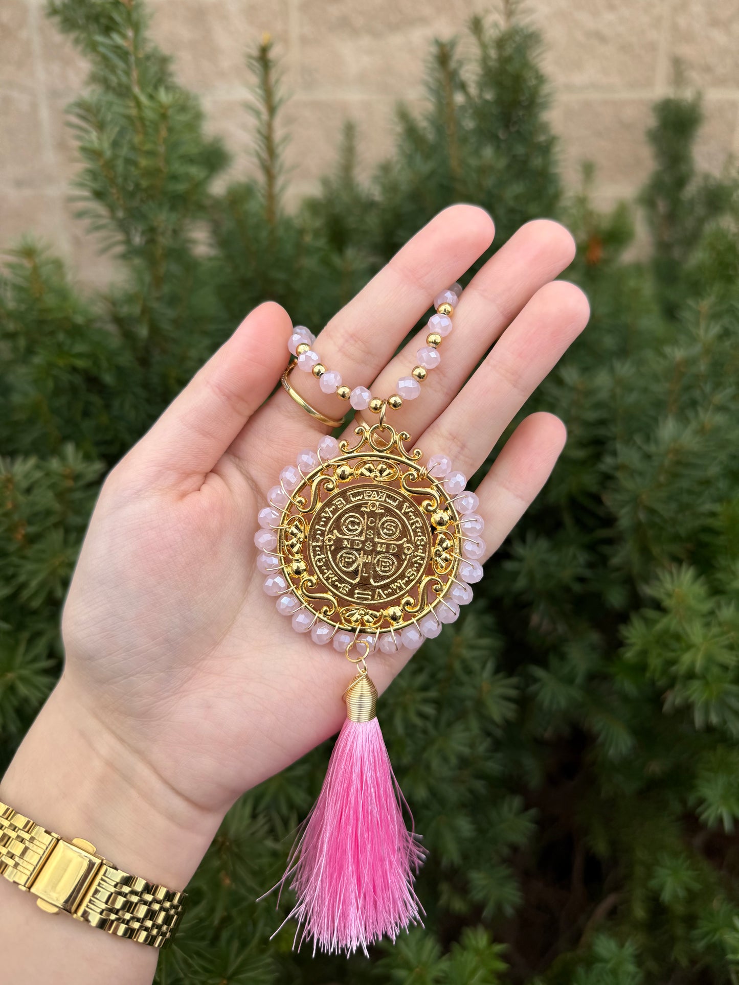 Iridescent San Benito Bendiciónes