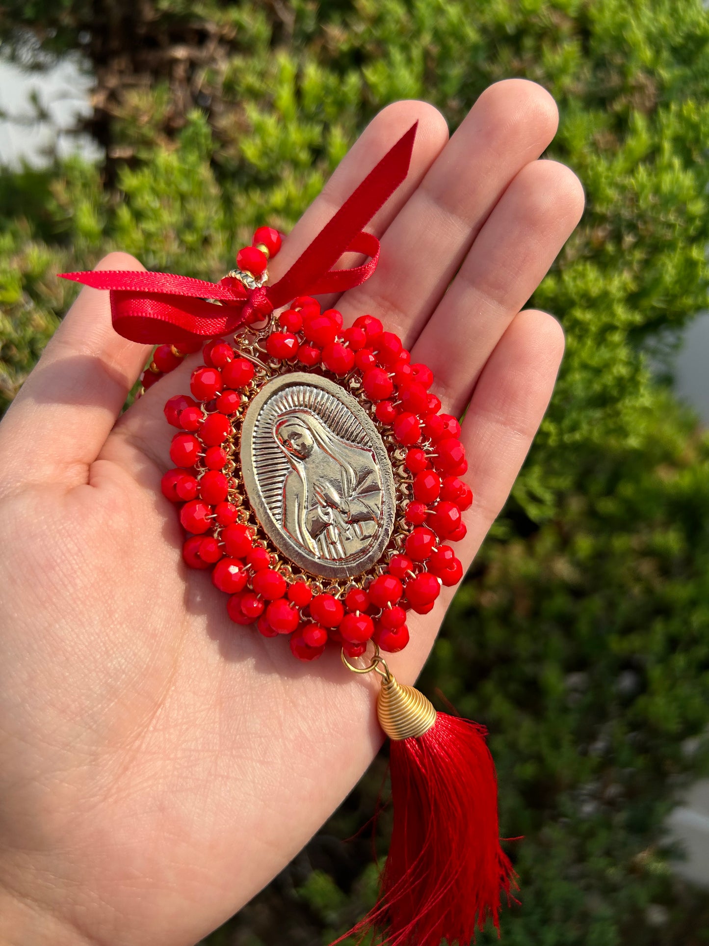 Red Tones Tassel Virgen De Guadalupe Bendición de Hogar