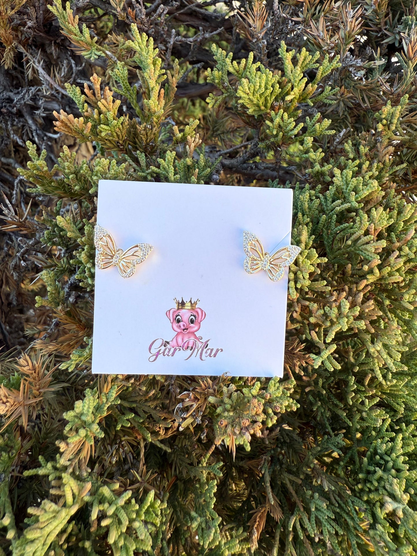 Butterfly studs
