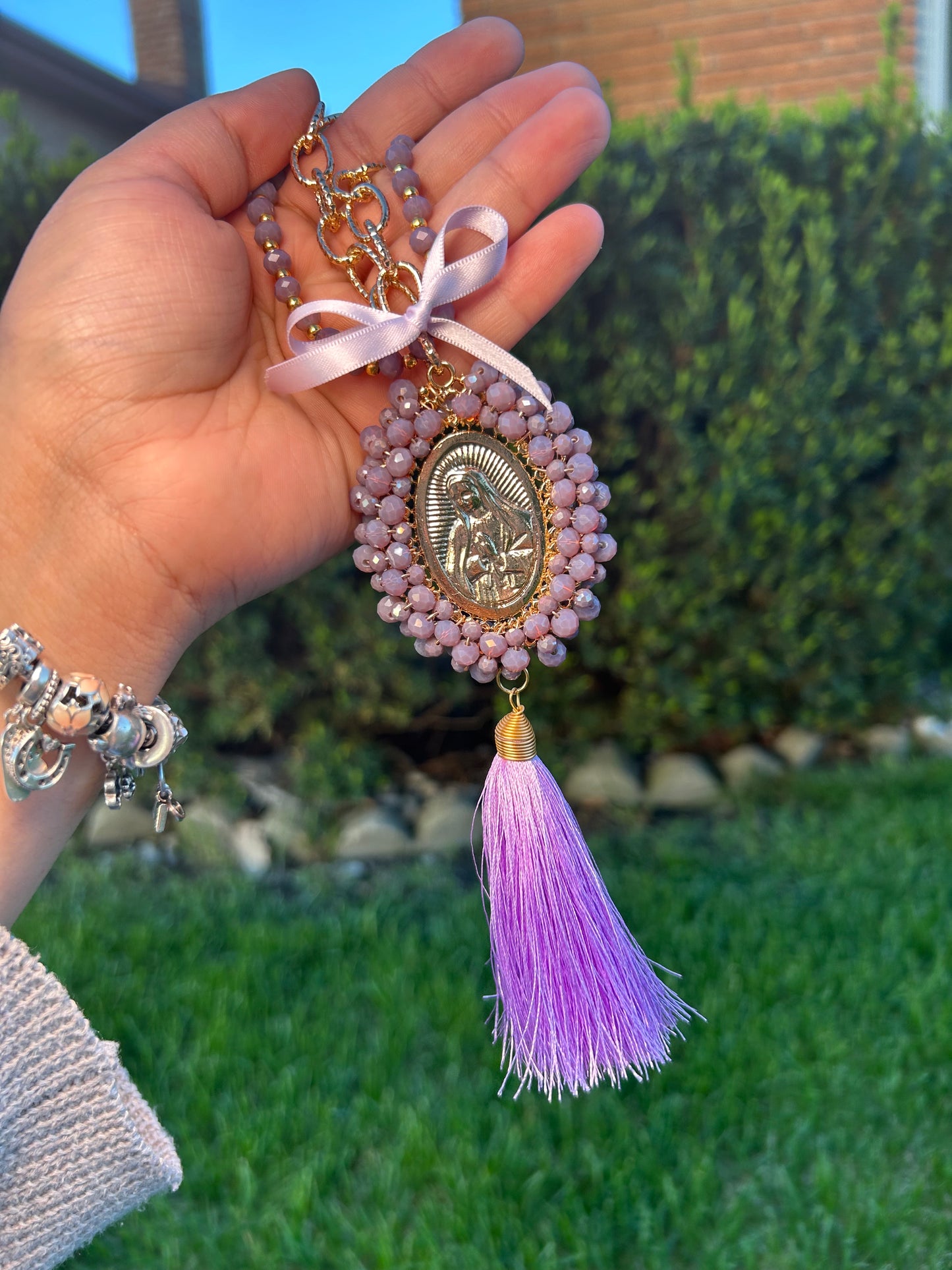 Purple Tassel Virgencita Bendición De Hogar
