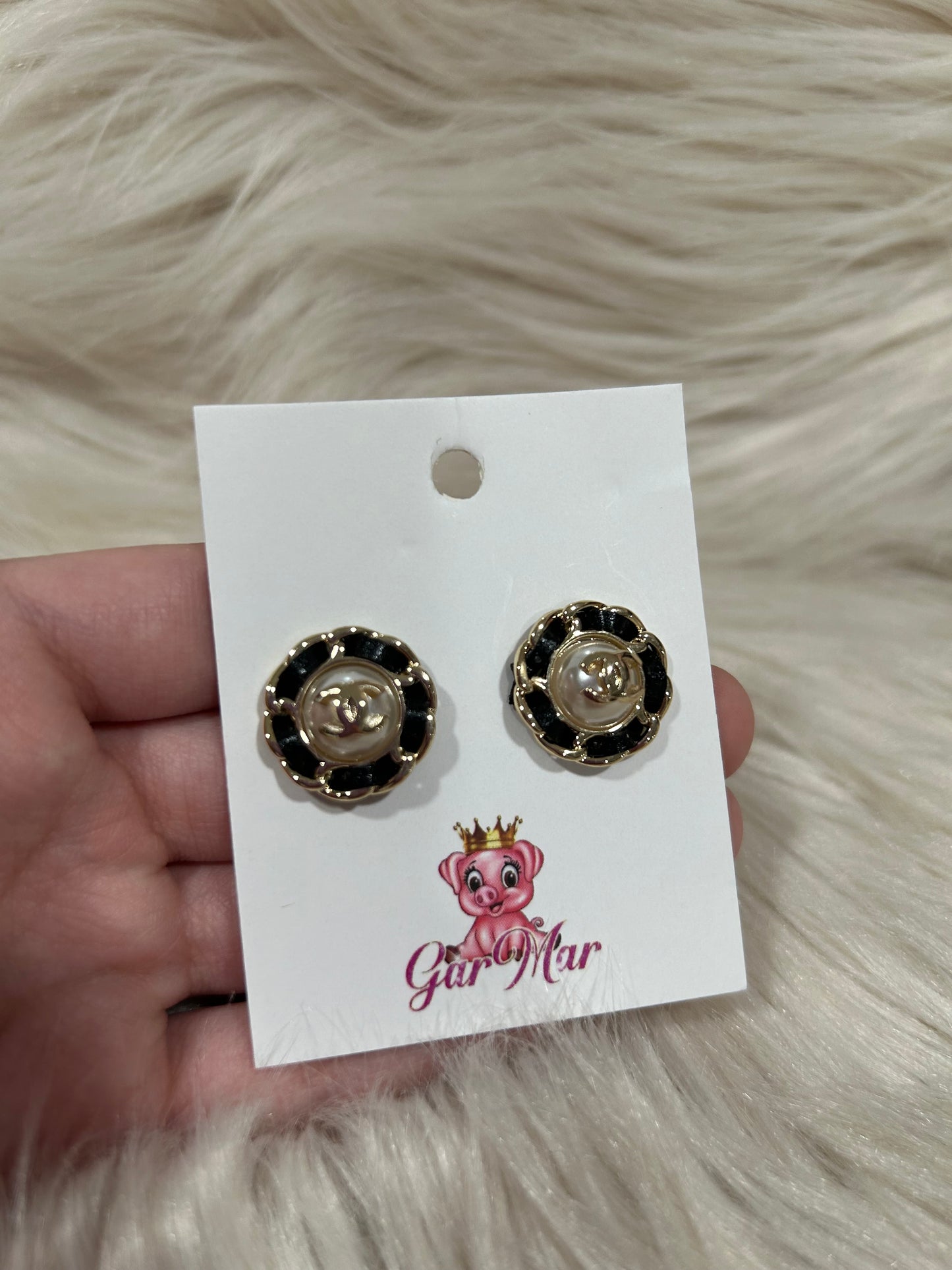 Black Pearl Studs