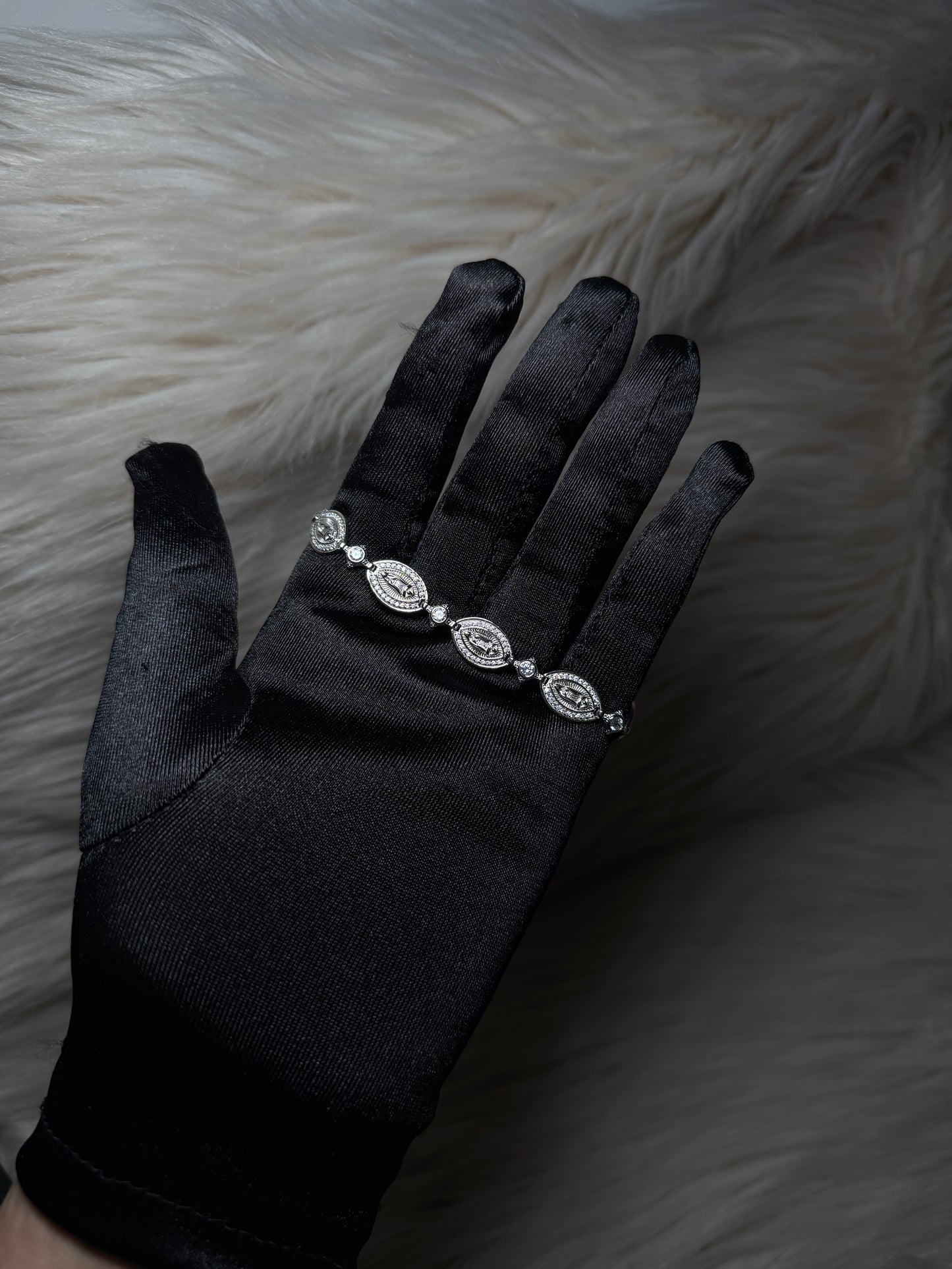 925 Silver Virgen Braclet