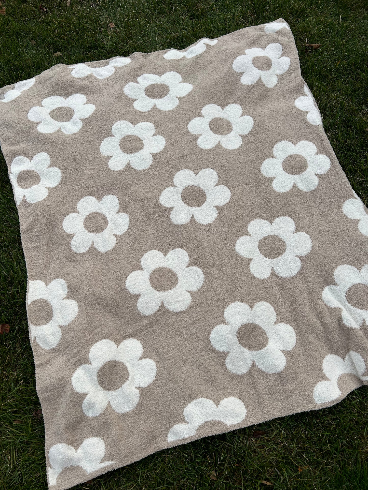 Flower Throw Blanket