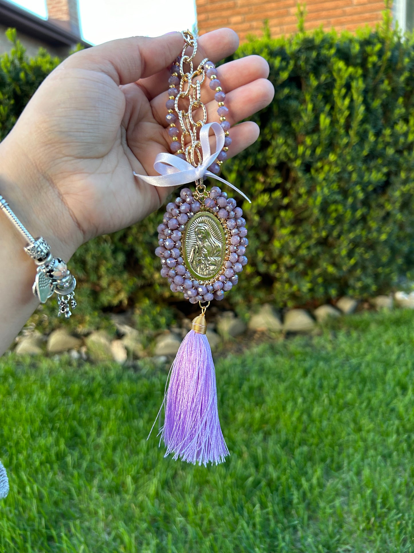 Purple Tassel Virgencita Bendición De Hogar
