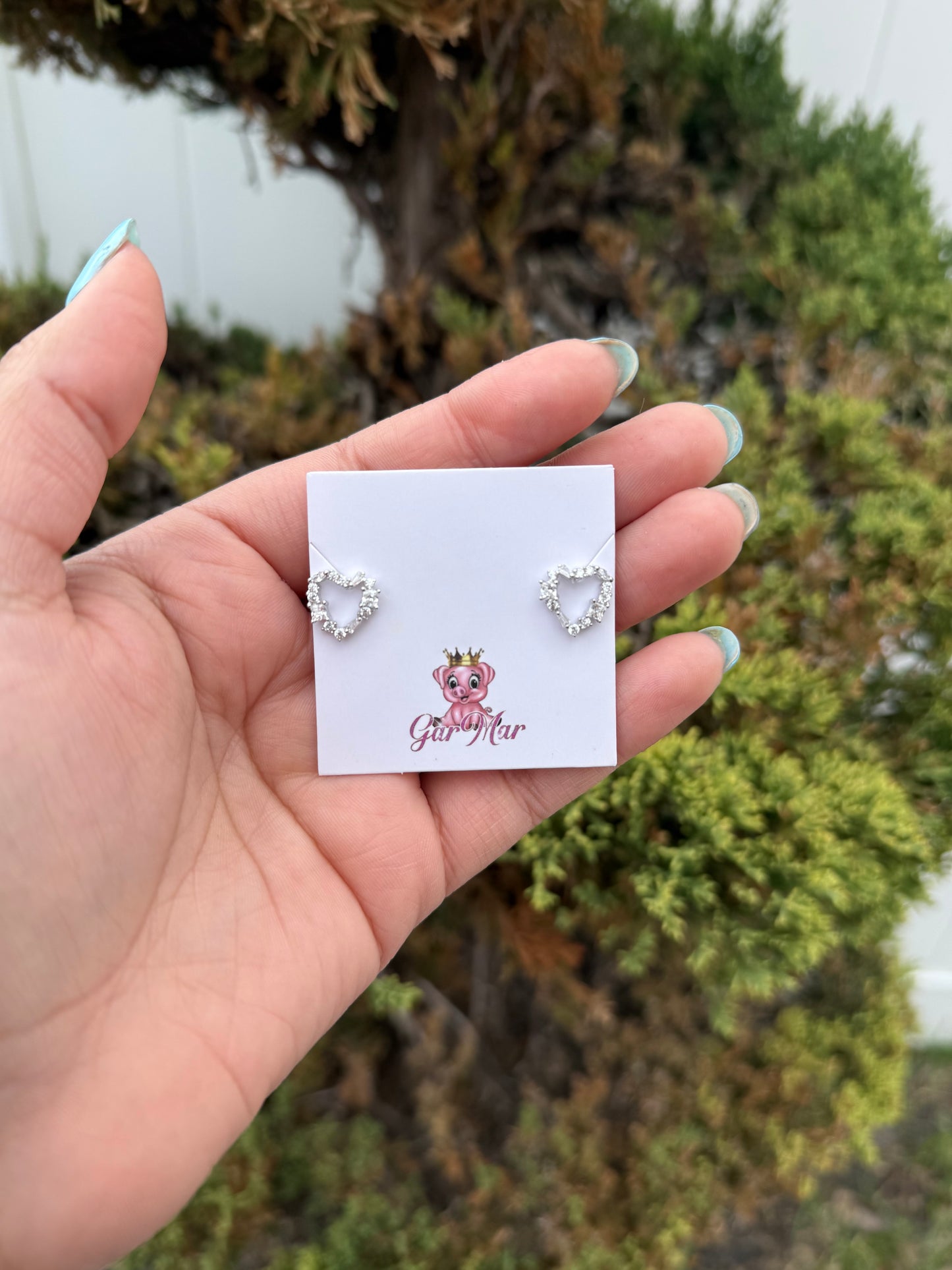 925 Silver Sparkling Heart Studs