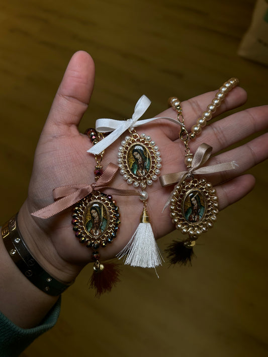 Mini Virgen Tassel Bendiciónes