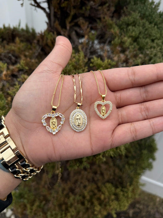 Sparkling Virgen Necklace
