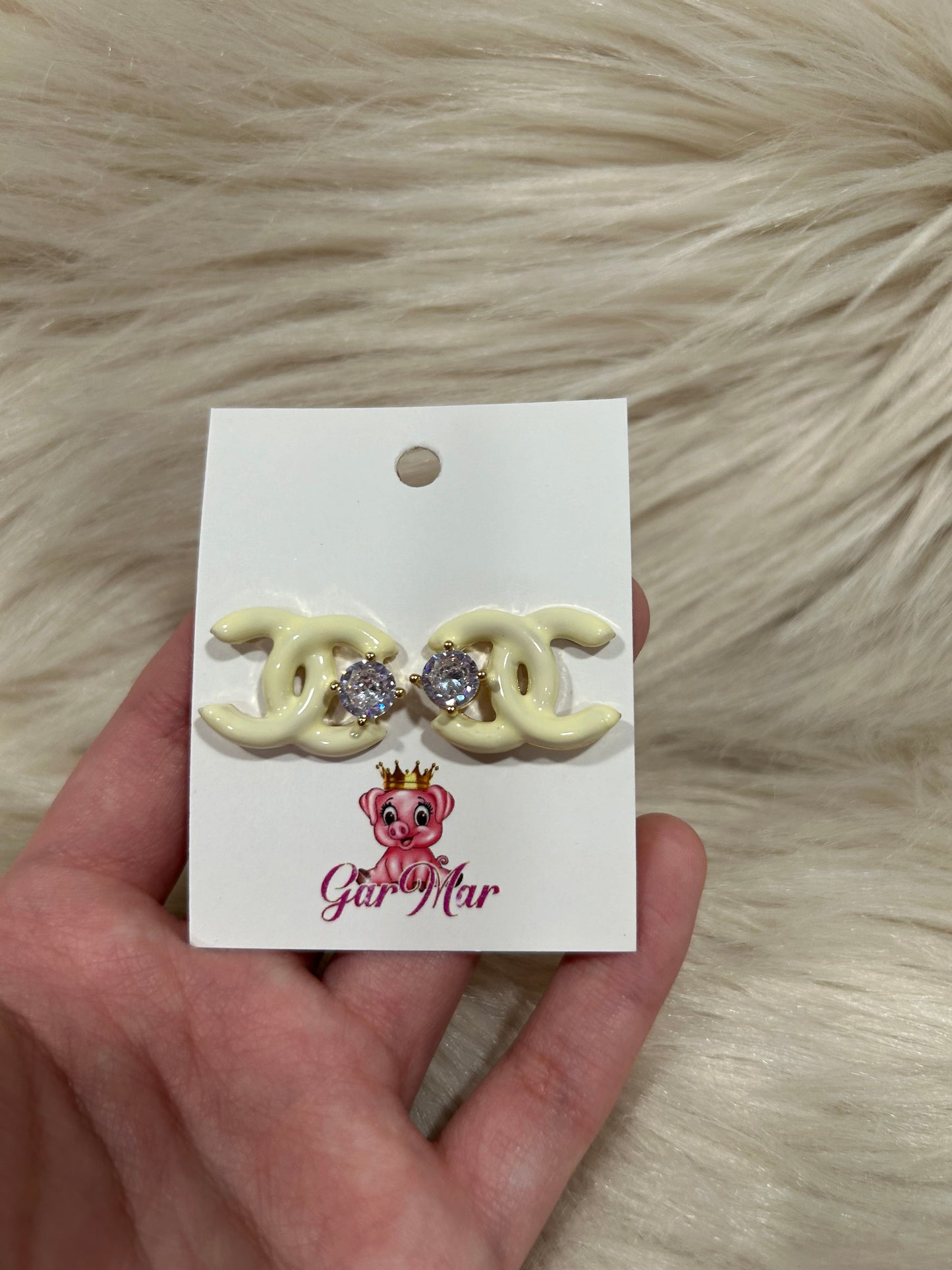 Cream Studs with Gem