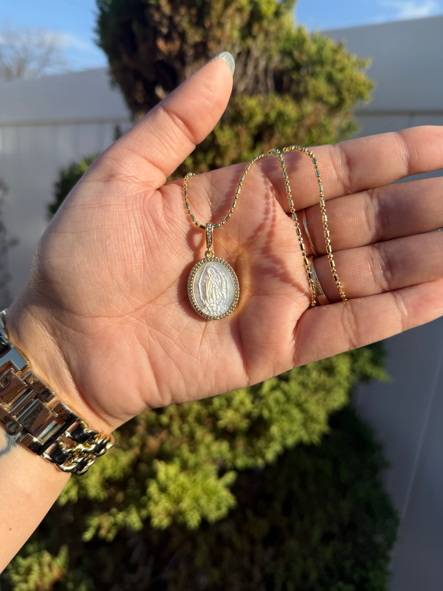 White Virgen Necklace