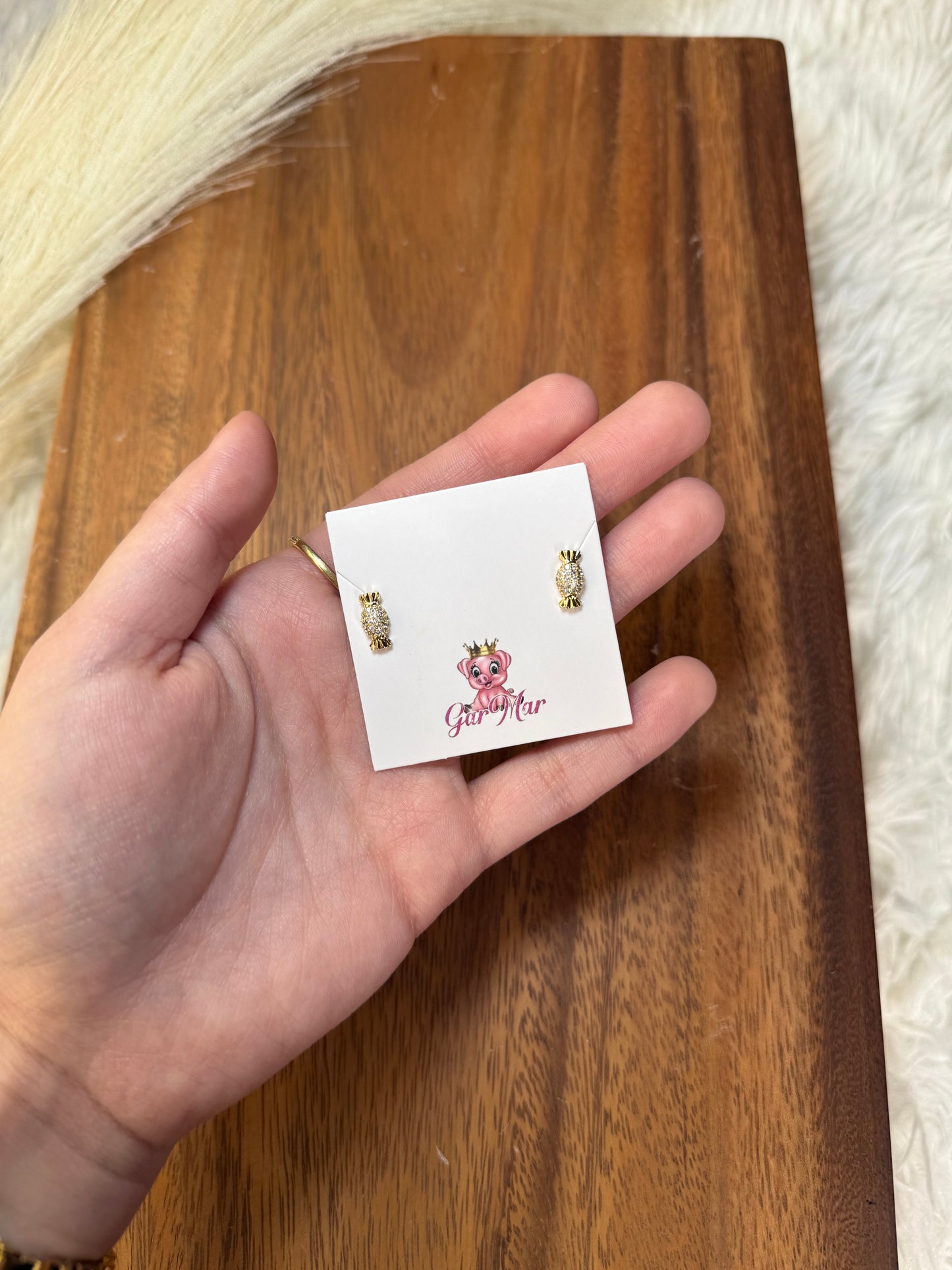 Gold Food Studs