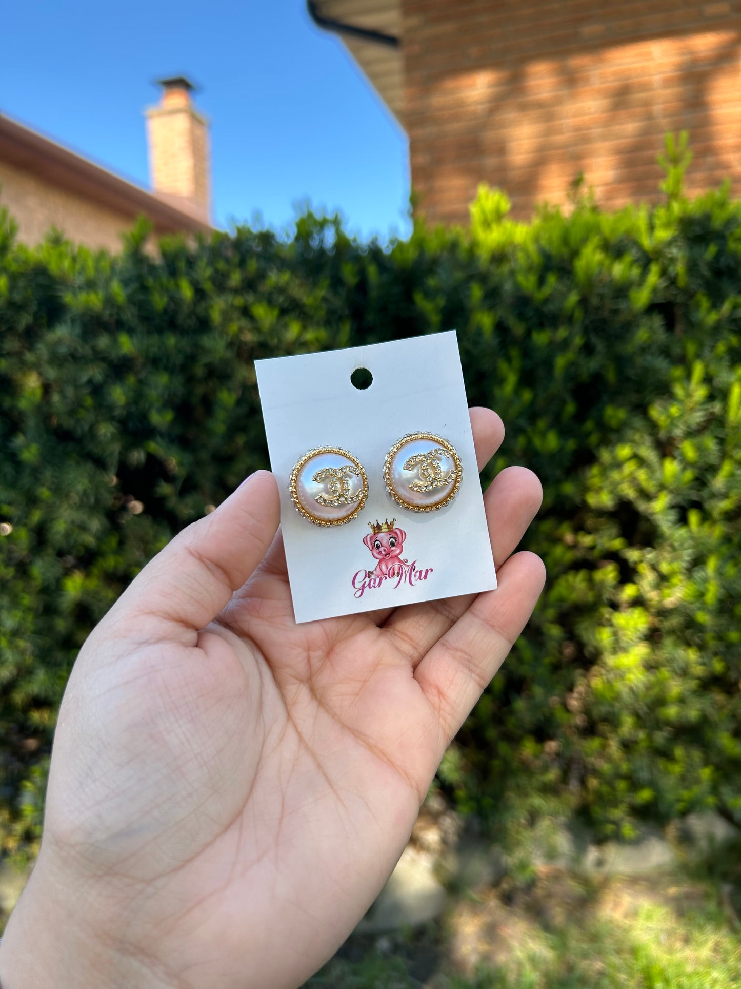 Circle Pearl Earrings