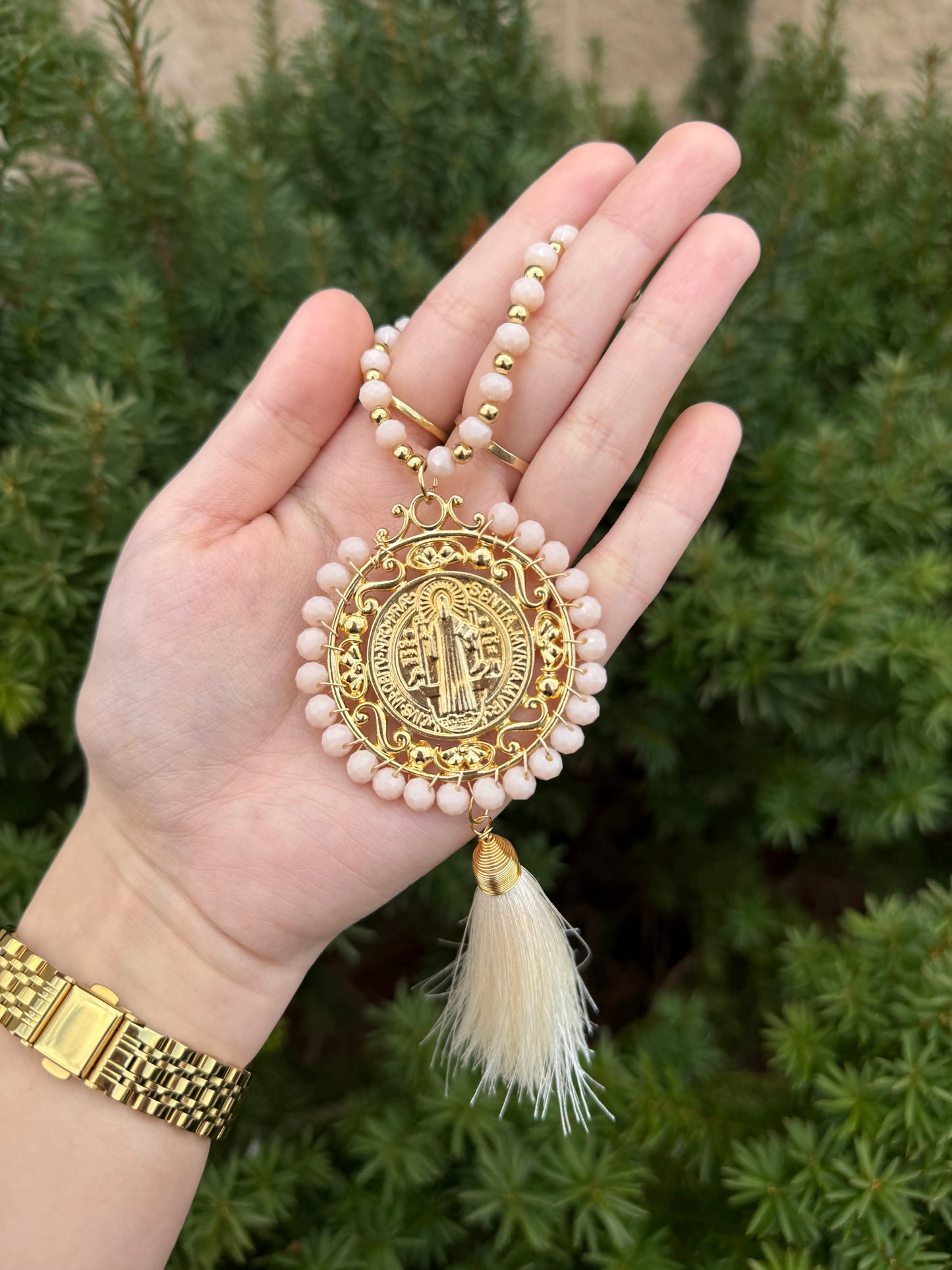 Iridescent San Benito Bendiciónes