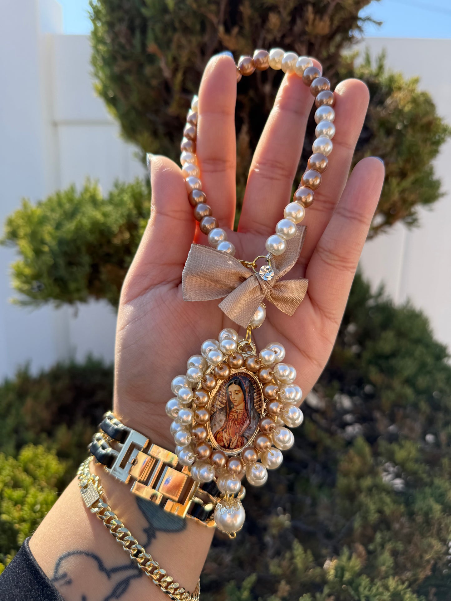 Double Pearl Virgen Bendición