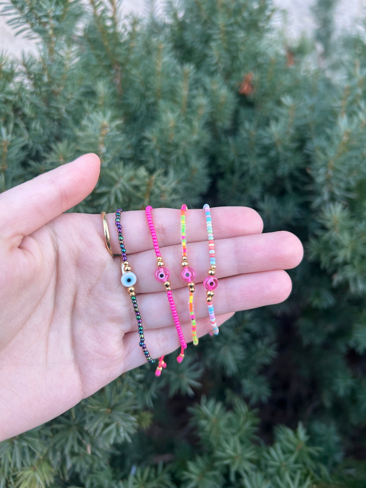 Simple Ojito Bracelets